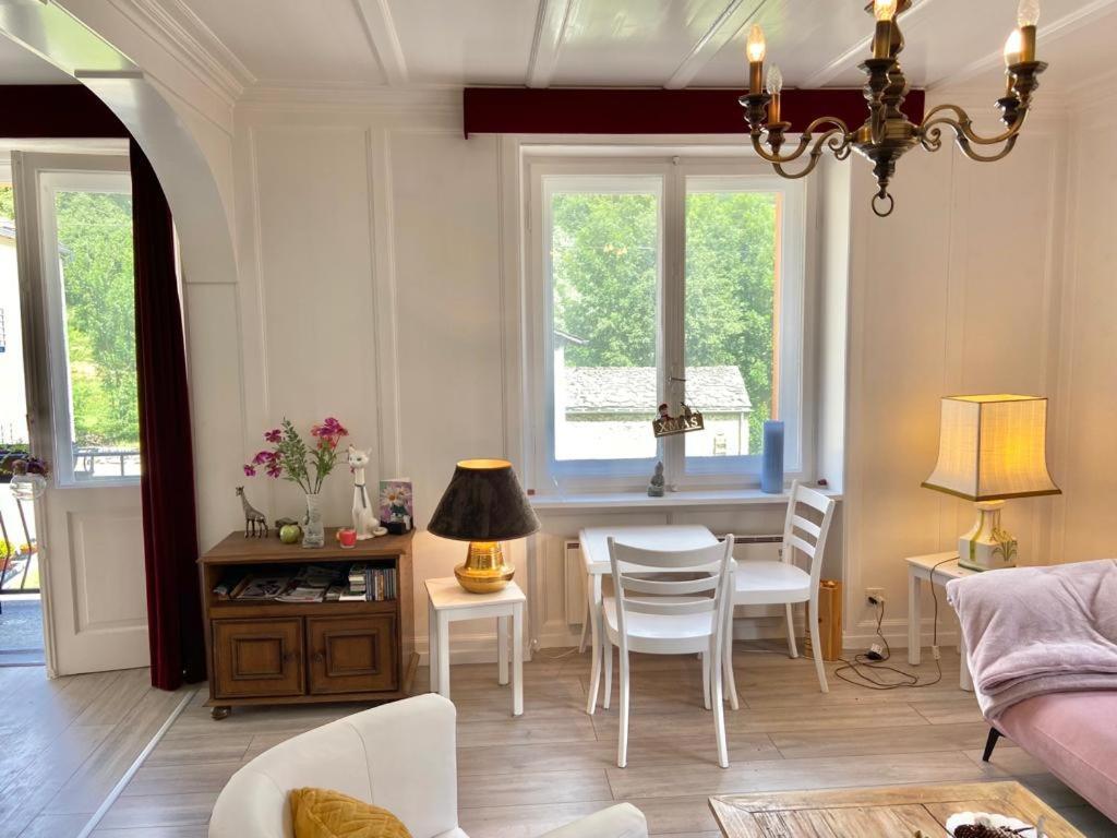 Chasa Sassalbo Bed and Breakfast Poschiavo Exteriör bild