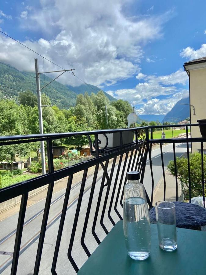 Chasa Sassalbo Bed and Breakfast Poschiavo Exteriör bild