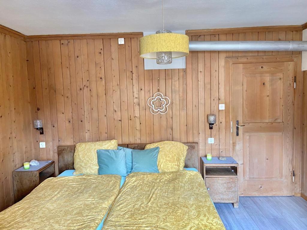 Chasa Sassalbo Bed and Breakfast Poschiavo Exteriör bild